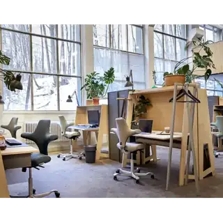 HAG Capisco 8106 Bürostuhl ergonomisch – 3D Konfigurator & individuell anpassen