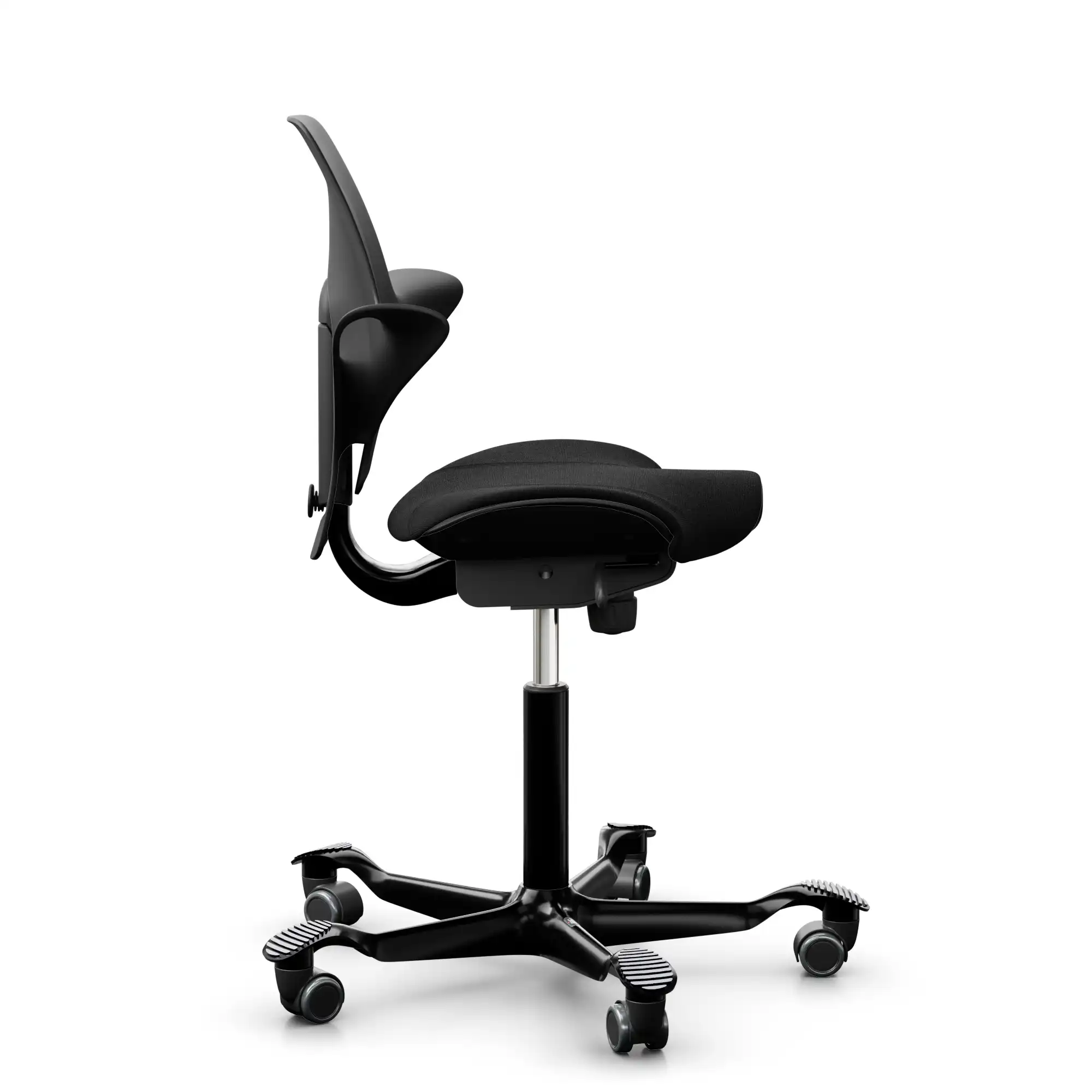 HAG-Capisco-Puls-8020-Farbe-schwarz-Gestell-schwarz_Bezug-Cura-Black-CU60999-left
