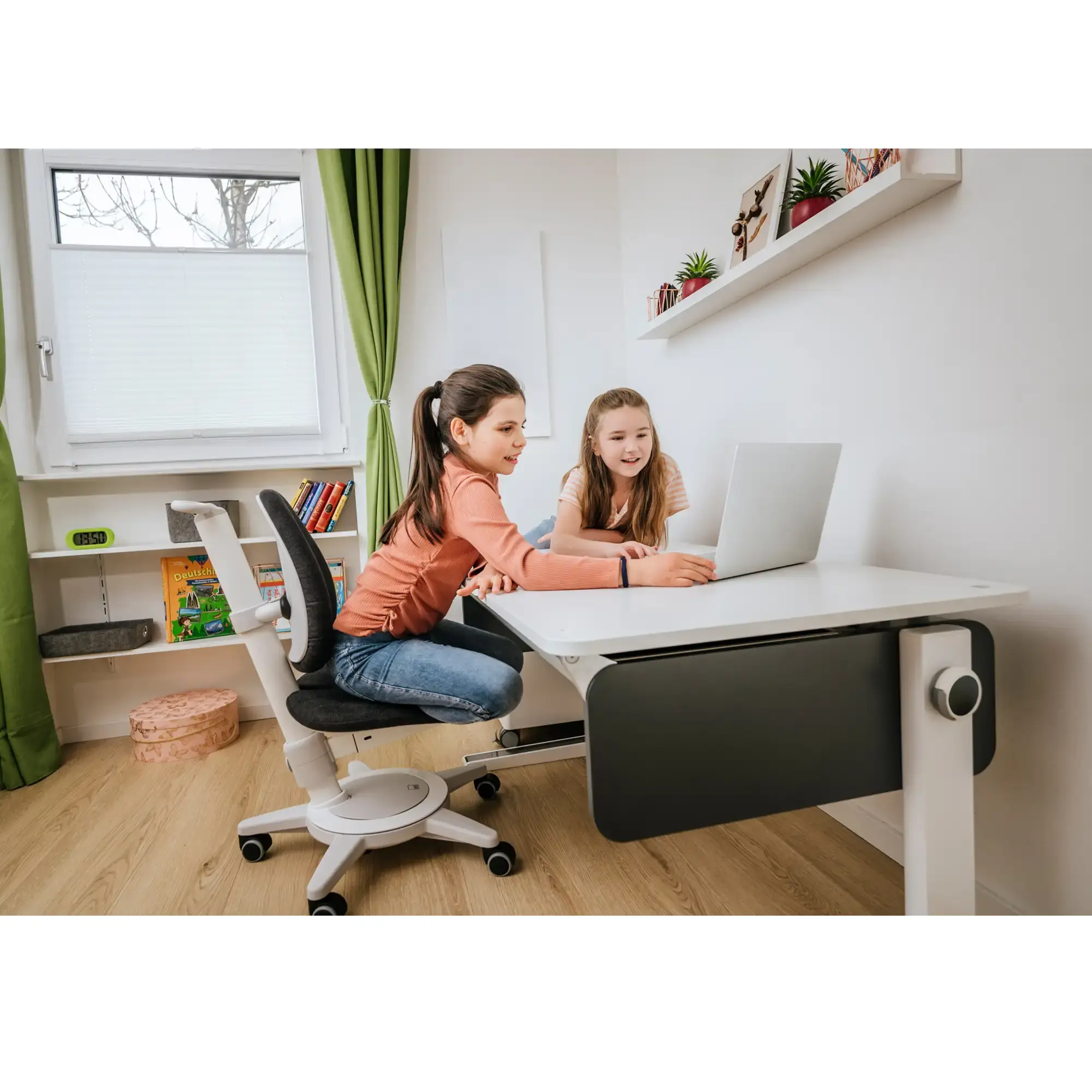 moll Champion Left Up Kinderschreibtisch | höhenverstellbarer Schreibtisch von 53cm – 82cm - Produktbild 7