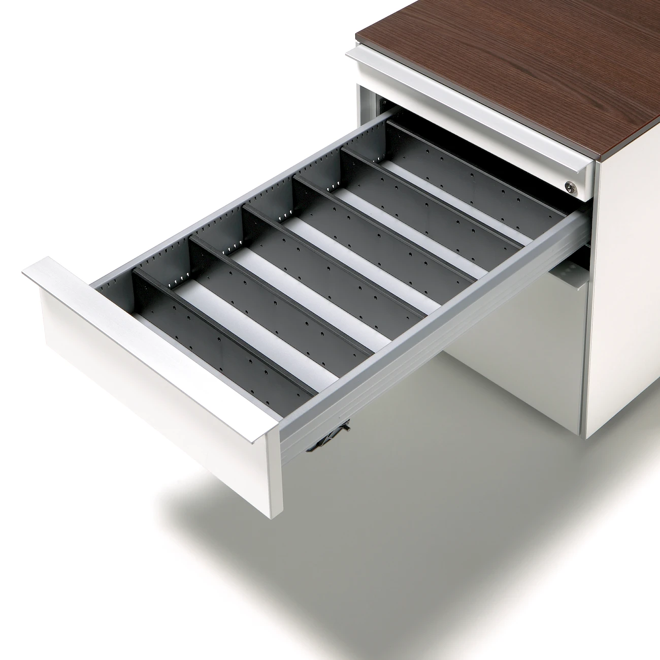 Materialschale mit Einteilung im WINEA MAXX Container